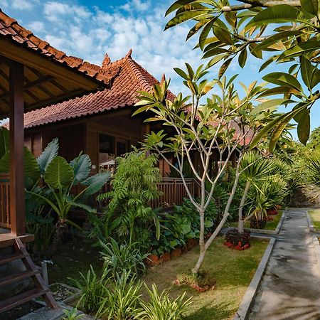 Hotel Karang Mas Lembongan Nusa Lembongan Exterior foto