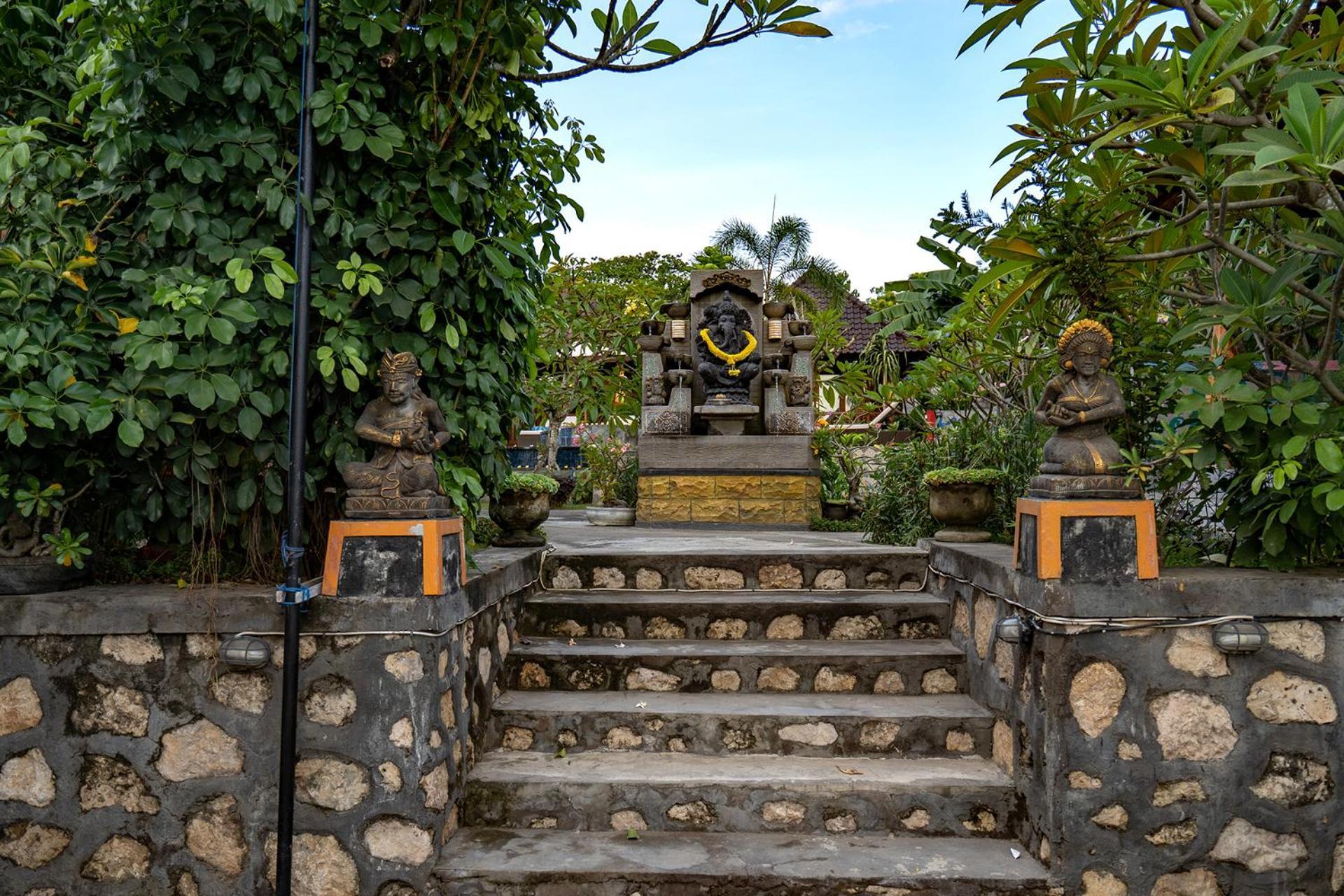 Hotel Karang Mas Lembongan Nusa Lembongan Exterior foto
