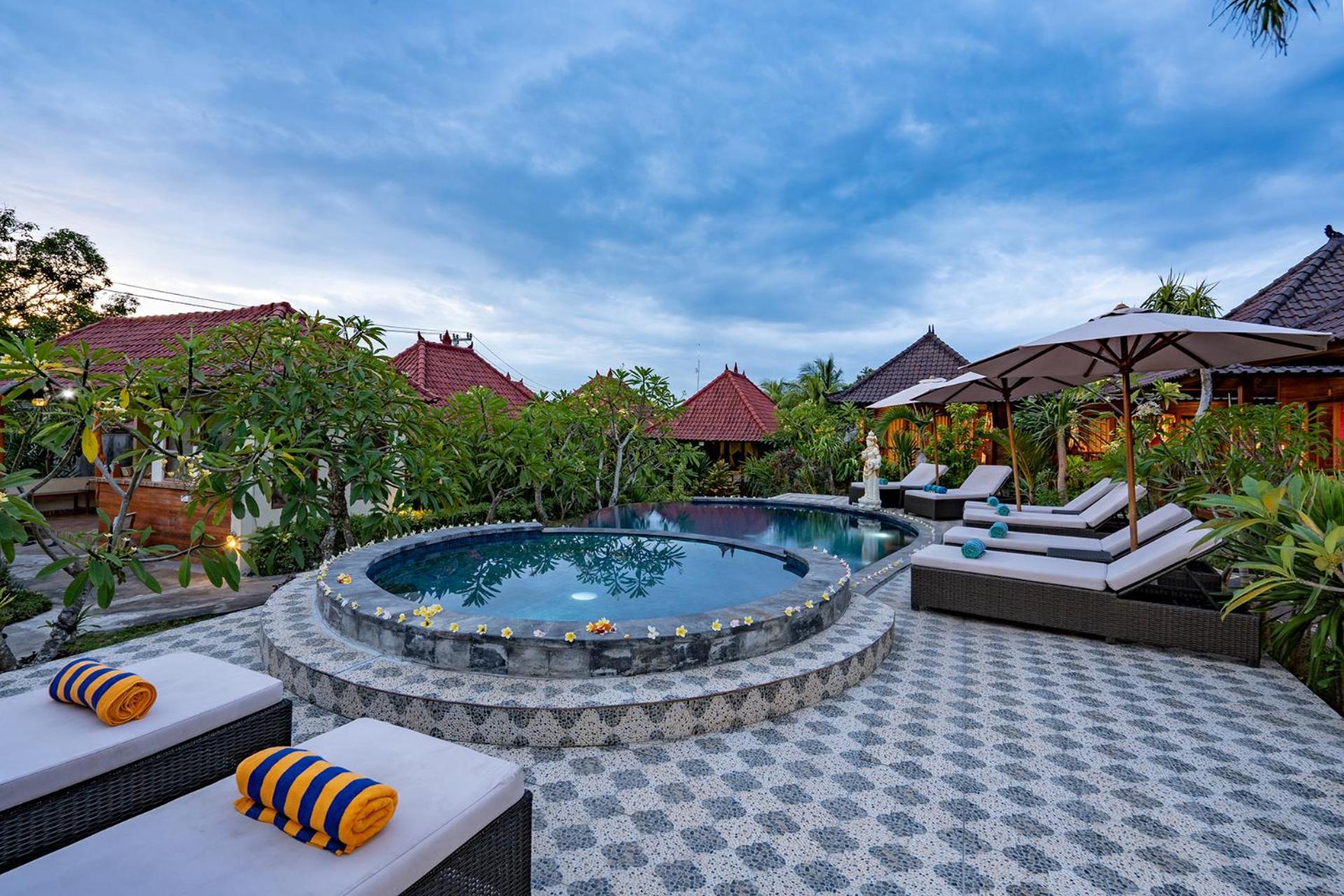 Hotel Karang Mas Lembongan Nusa Lembongan Exterior foto