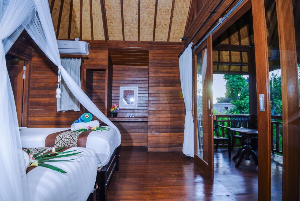 Hotel Karang Mas Lembongan Nusa Lembongan Exterior foto